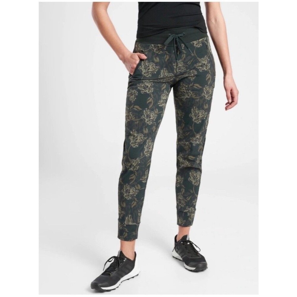 Athleta Trekkie North Printed Jogger Sz 8 Terra Firma Olive Athleisure Hiking